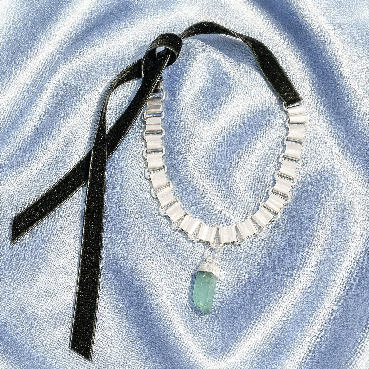 AURA TANK NECKLACE