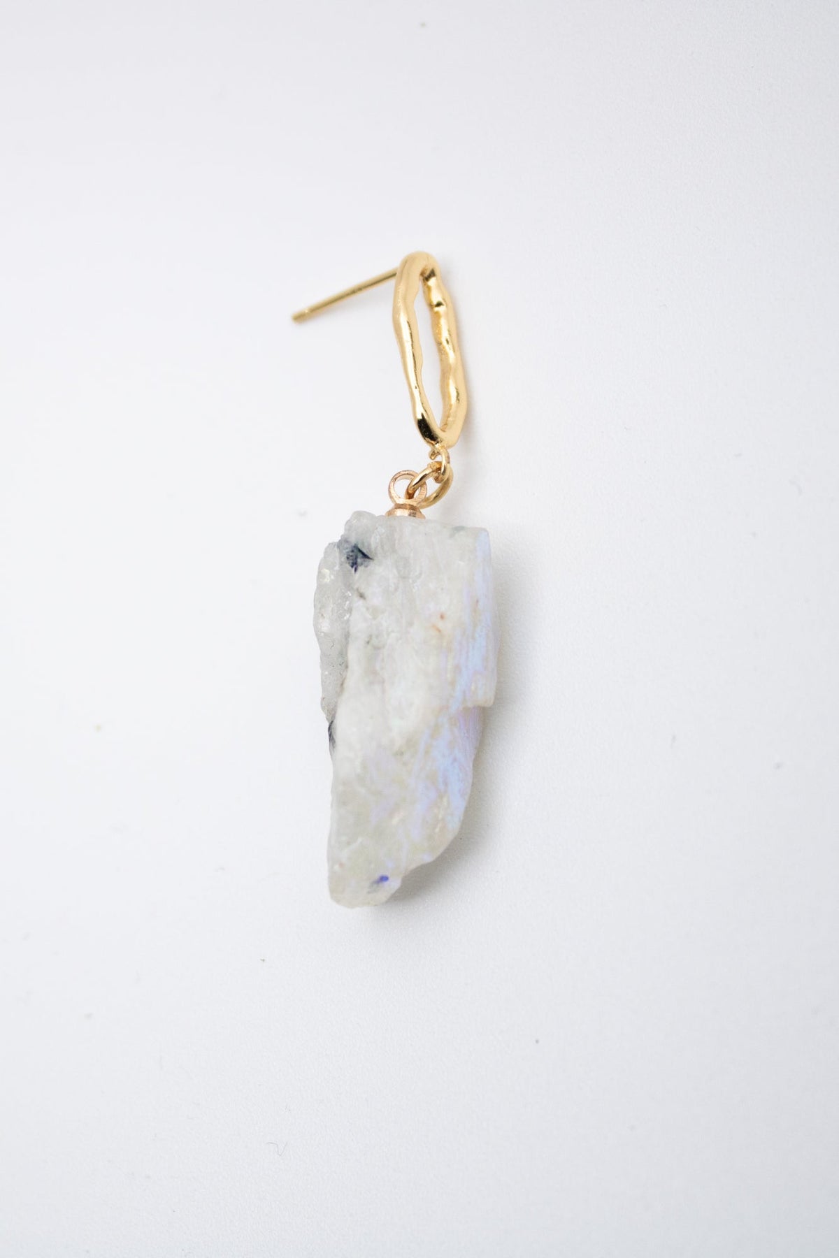 OCCIA EARRING