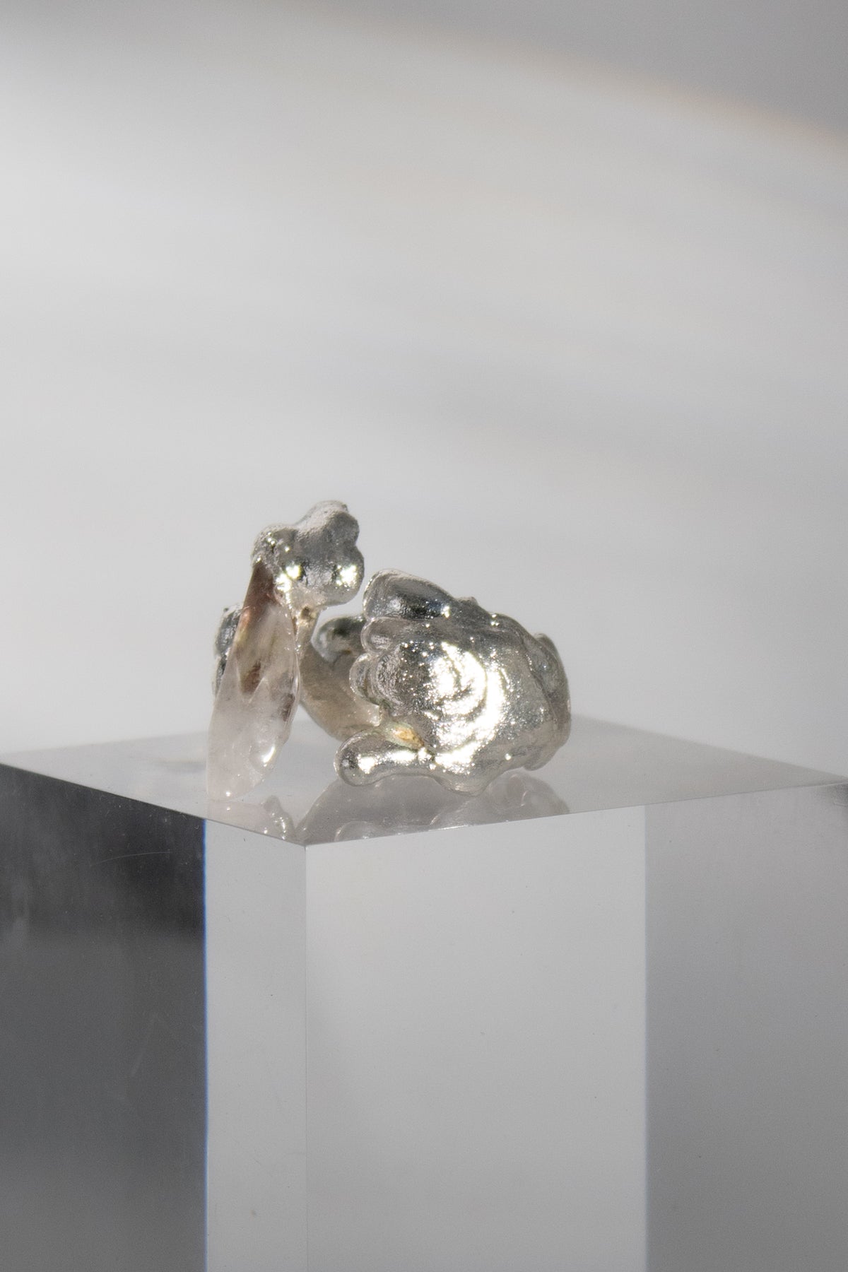 QUEEN II RING