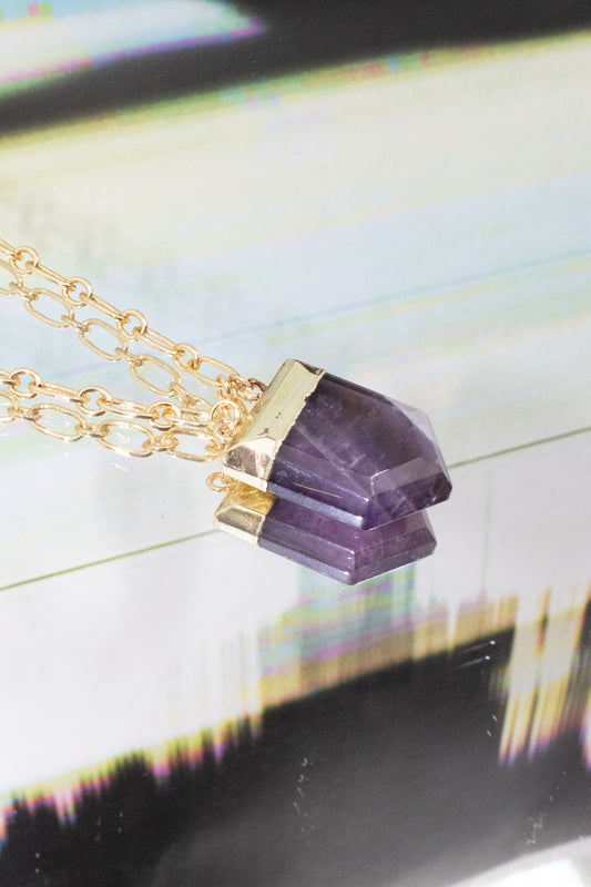 HESTIA NECKLACE