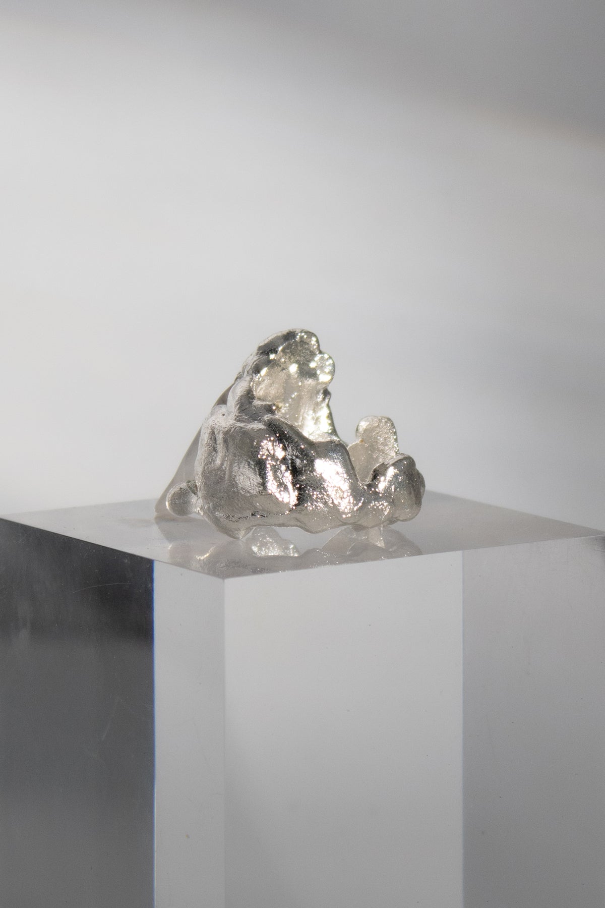 QUEEN II RING