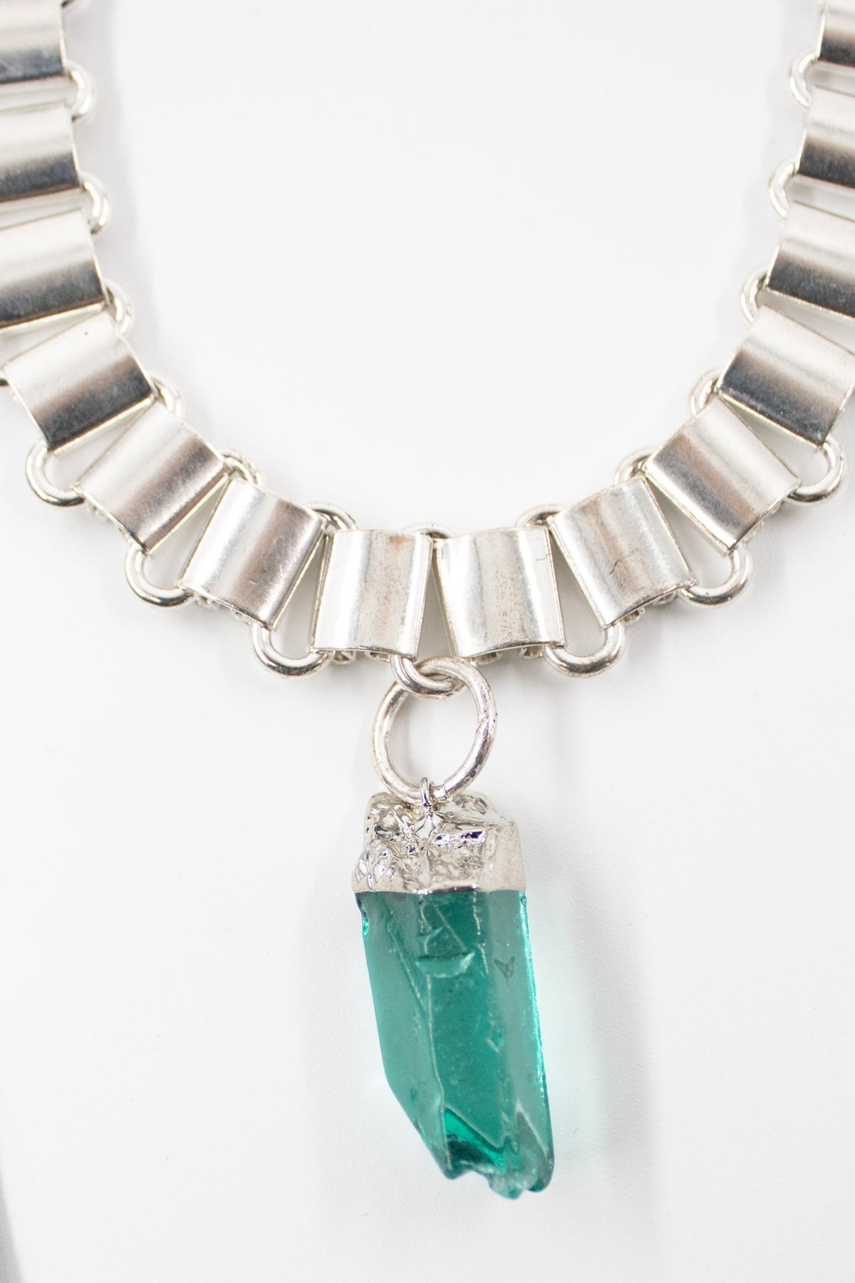 AURA TANK NECKLACE