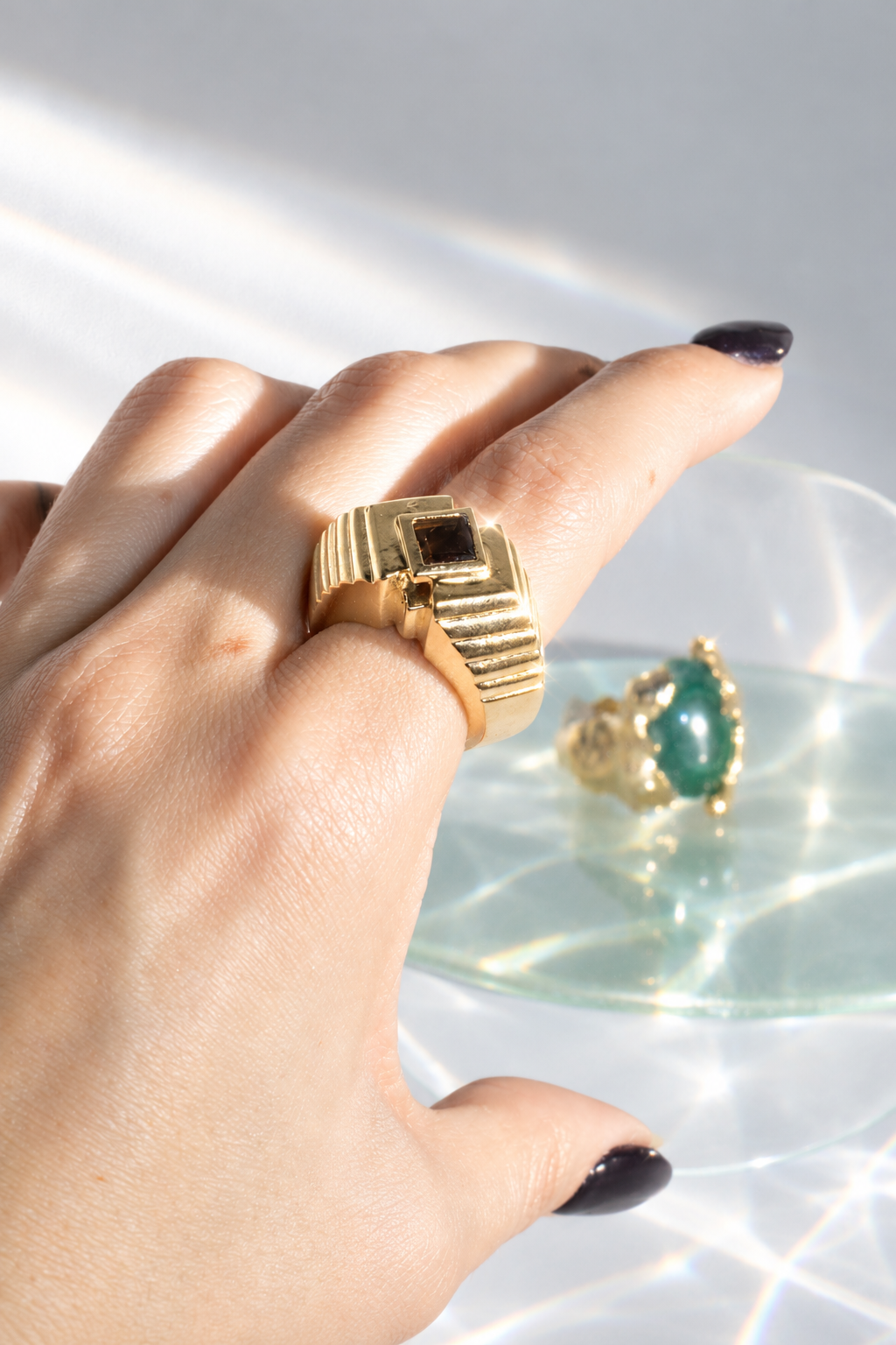 QUEEN RING